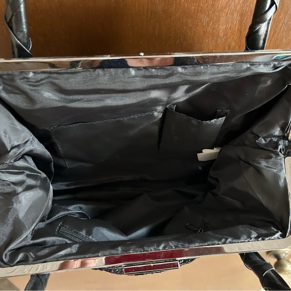 Disney’s Haunted Mansion Purse - Picture 5 of 5